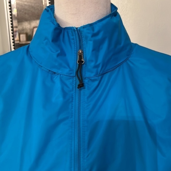 Like new Cablella’s Blue Women’s Wind & Rainproof Jacket Size Small - Picture 2 of 10